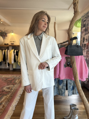 COLBERT WHITE STRIPED