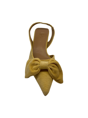 PUMP YELLOW RIBBON